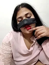 Heena-143 webcam model stream image