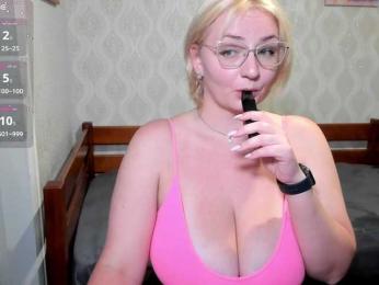 GreenEyesss webcam model stream image