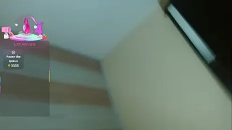 AresAndApolo webcam model stream image