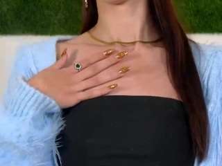 taraharris webcam preview