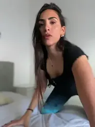 alessandra-a webcam model stream image