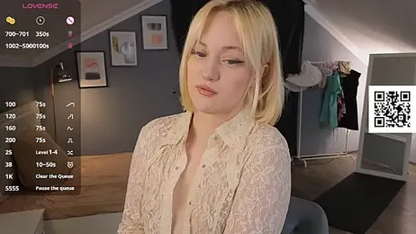 Flory__Whitee webcam stripchat model stream image