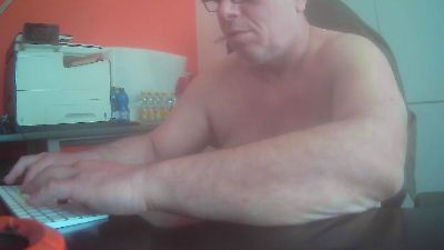 0000Piercing webcam model stream image