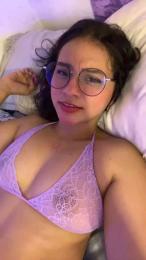 Hot_crisps1 webcam model stream image