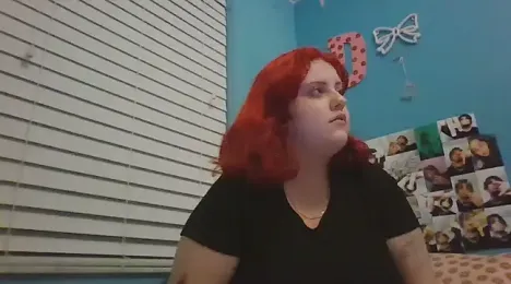 _DANNI-01 webcam model stream image