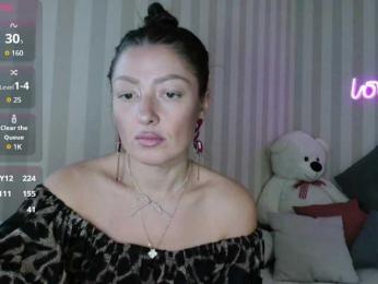 HoneyMuse webcam model stream image