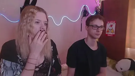 Your_Horny_Friends webcam model stream image