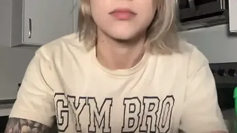 NatalieKneals webcam model stream image