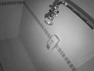voyeurcam-jb-shower-16 webcam model stream image