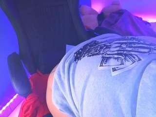 miacanelaxo webcam model stream image