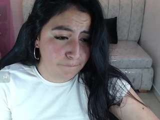 emily-mills-s webcam model stream image
