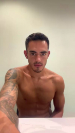AlejandroAlpha webcam model stream image