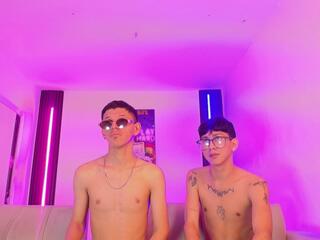 Carlos & Rayan webcam model stream image