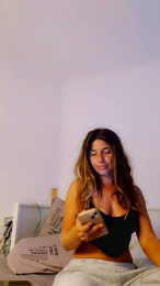 Monalisa2023 webcam model stream image
