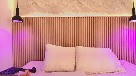 big_tits_in_your_face webcam model stream image