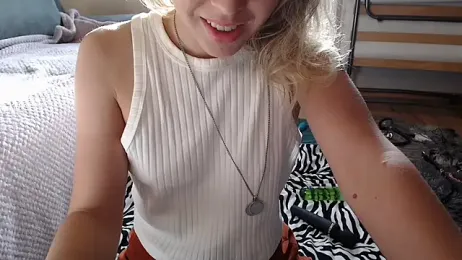 L_Sofia webcam model stream image