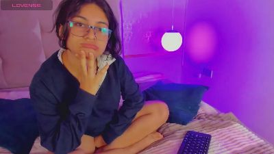 SeleneLouge webcam model stream image