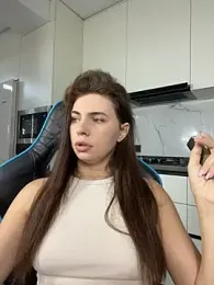 CurlyLara webcam stripchat model stream image
