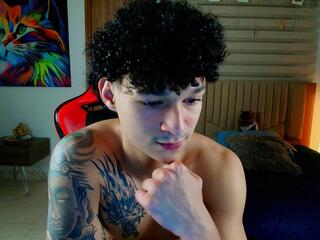Morthy D webcam model stream image