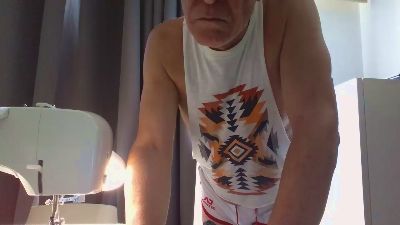 XXX_BOTTOM webcam model stream image
