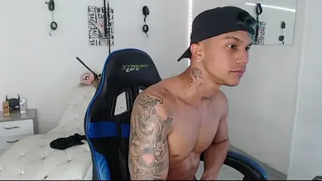 Leonard_Price webcam stripchat model stream image