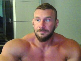 Kevin Muscle webcam model stream image