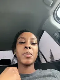 Your_Paris webcam model stream image