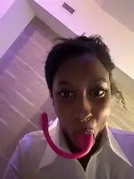 Your_Paris webcam model stream image