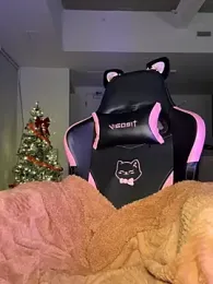 Your_Paris webcam model stream image