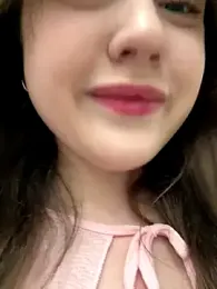 Peachy_Dream webcam model stream image