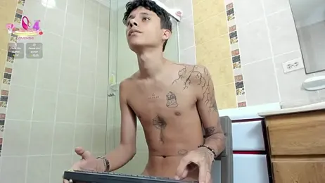Axel_Night webcam model stream image
