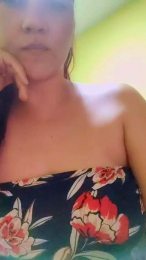 Lucia_Milf webcam model stream image