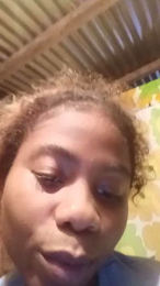 Dinah974 webcam cam4 model stream image