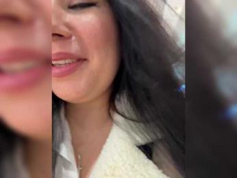 -Lune webcam model stream image