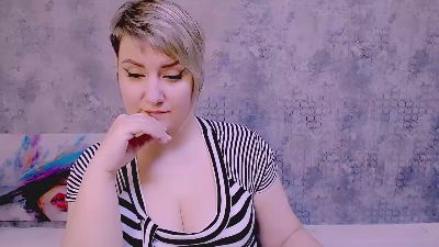 Djullia webcam cam4 model stream image