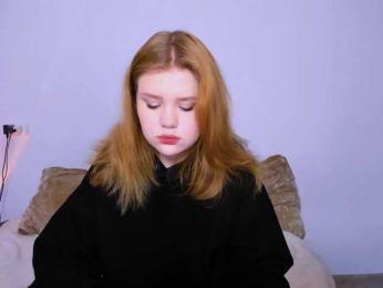 Lasey webcam bongacams model stream image