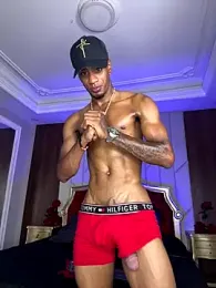 AaronCruz_ webcam model stream image