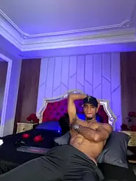 AaronCruz_ webcam stripchat model stream image