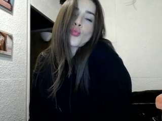 chaarlotte-johnson webcam model stream image