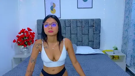 Soffia_Konig_ webcam stripchat model stream image