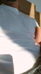 Superworms webcam model stream image