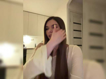 mirrra webcam bongacams model stream image