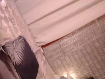 bootyful_lucy webcam chaturbate model stream image
