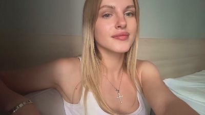 SuWangerin webcam cam4 model stream image