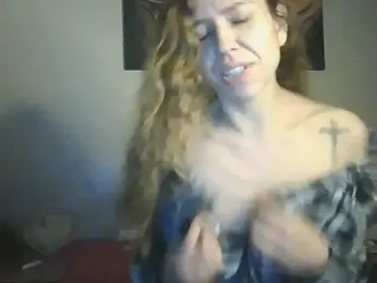 redrebelirish webcam model stream image