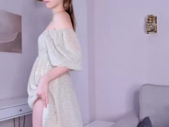 sunnmoonn webcam model stream image