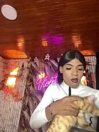 violeta_E_ webcam model stream image