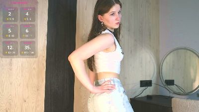 AshleyHarcum webcam model stream image
