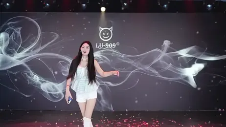 RV-525 webcam model stream image