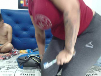 VioletaGtGngBng webcam model stream image
